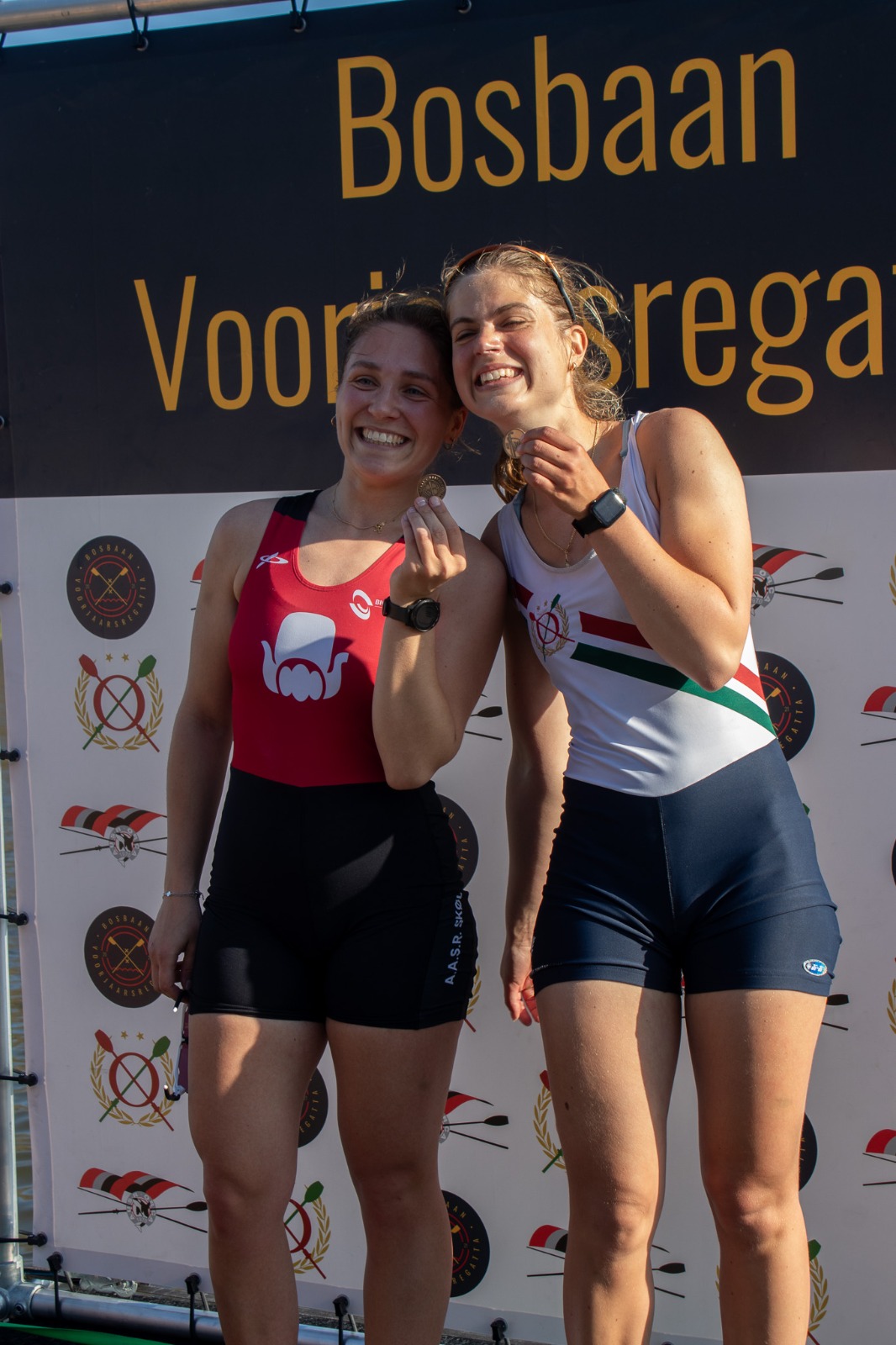 Puck en Rina op podium