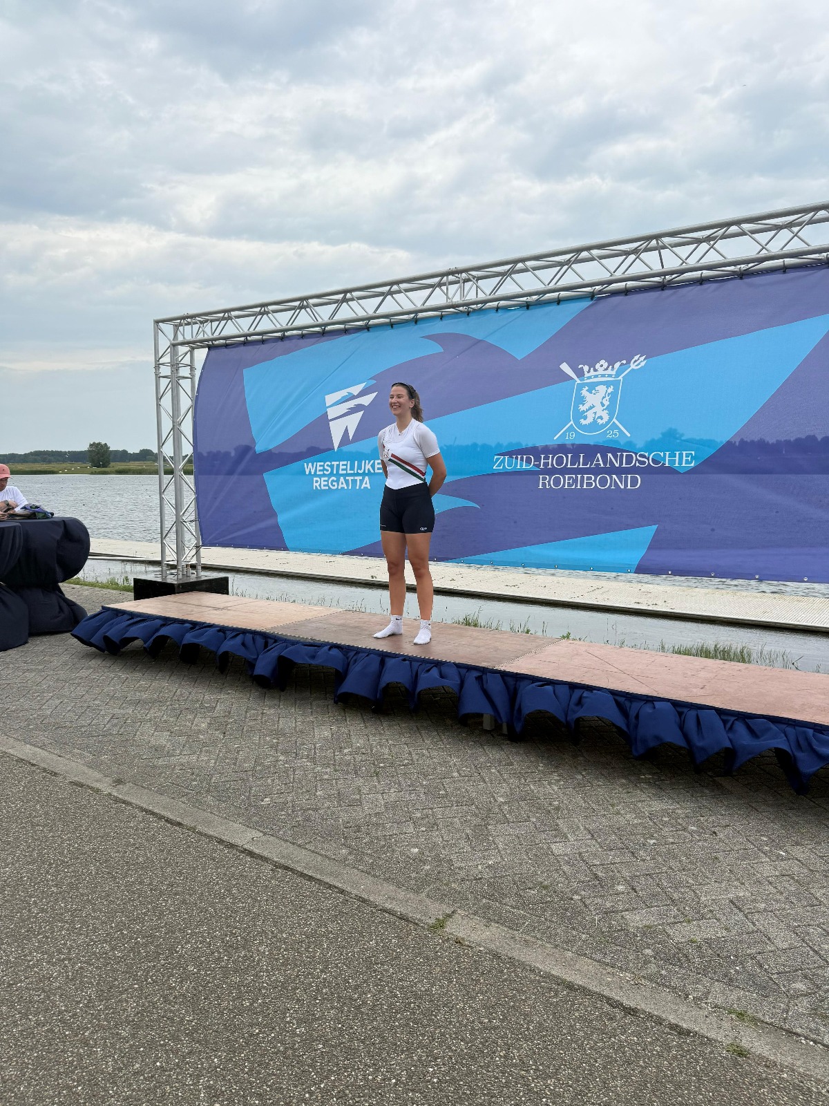 Marianne op erepodium Westelijke Regatta