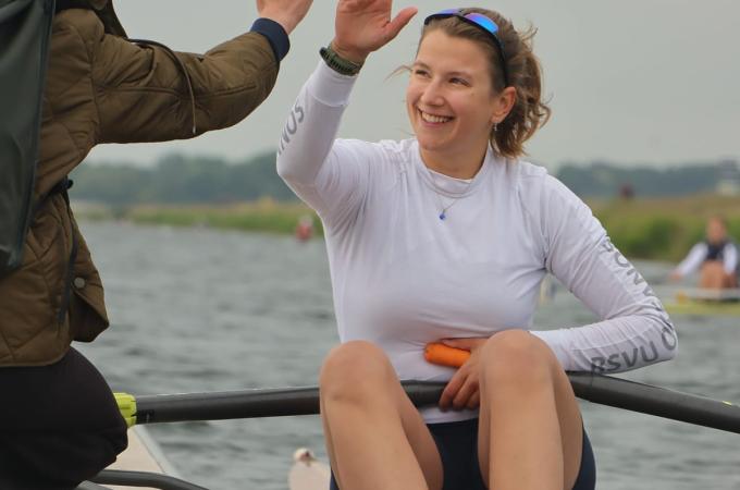 Marianne in Skiff